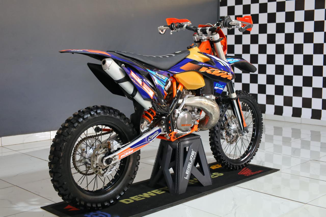KTM 300 2016 3