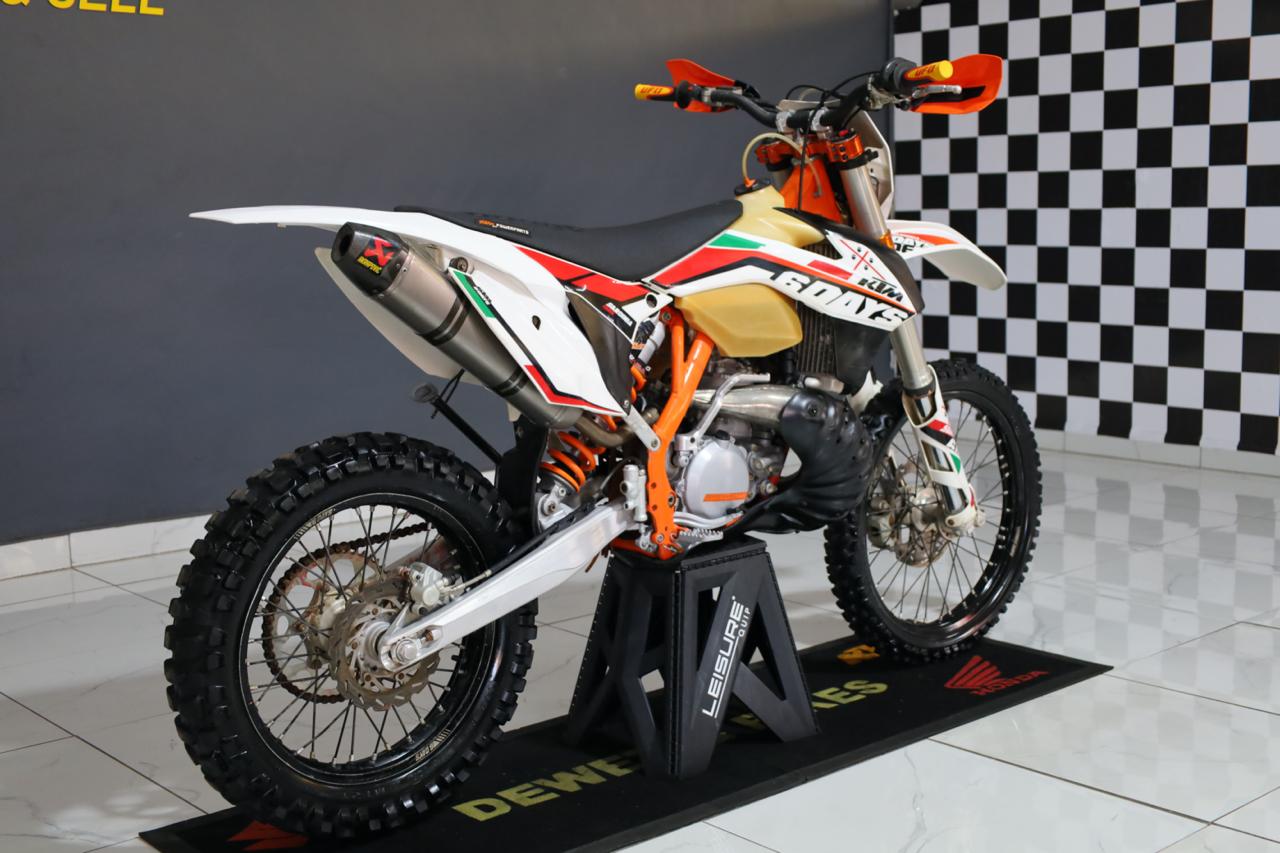 2015 KTM 300 6DDD