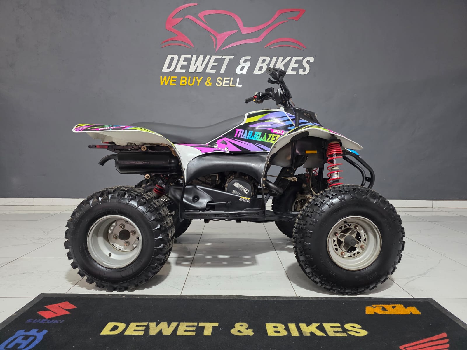 TRAILBLAZER RETRO NEW